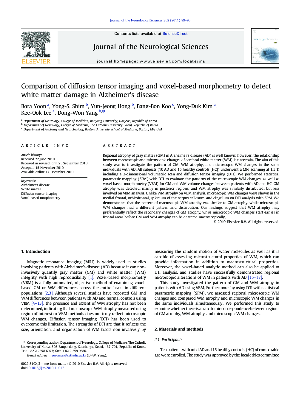 Comparison of diffusion tensor imaging and voxel-based morphometry to detect white matter damage in Alzheimer's disease