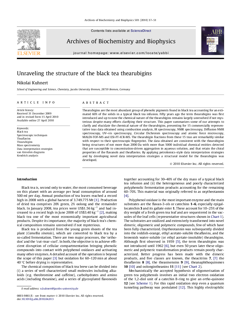 Unraveling the structure of the black tea thearubigins