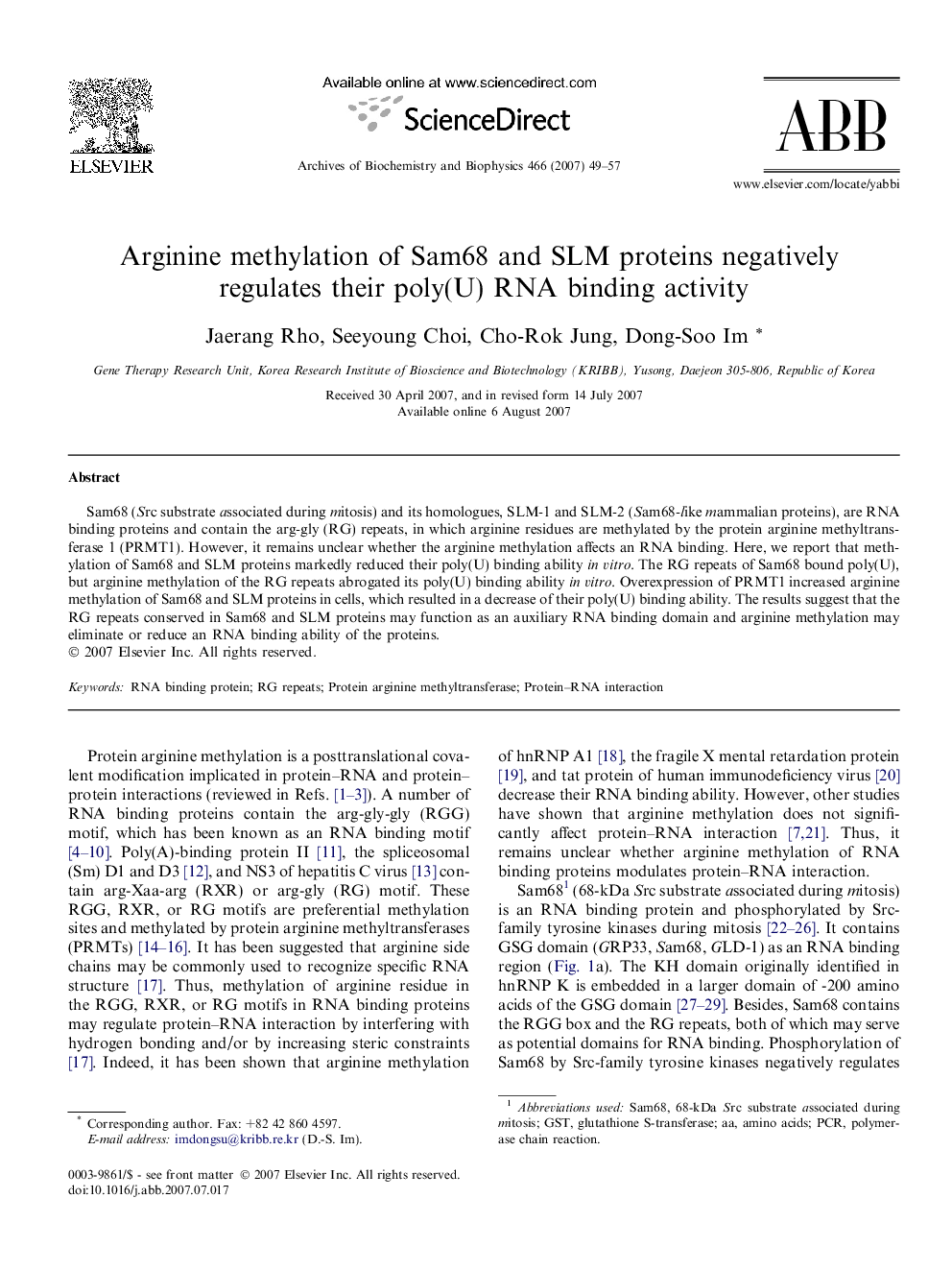 Arginine methylation of Sam68 and SLM proteins negatively regulates their poly(U) RNA binding activity