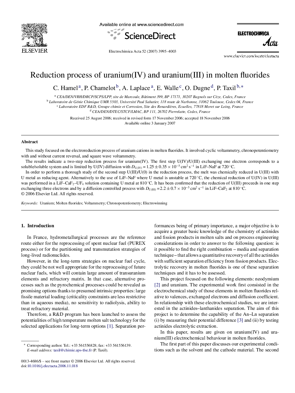 Reduction process of uranium(IV) and uranium(III) in molten fluorides