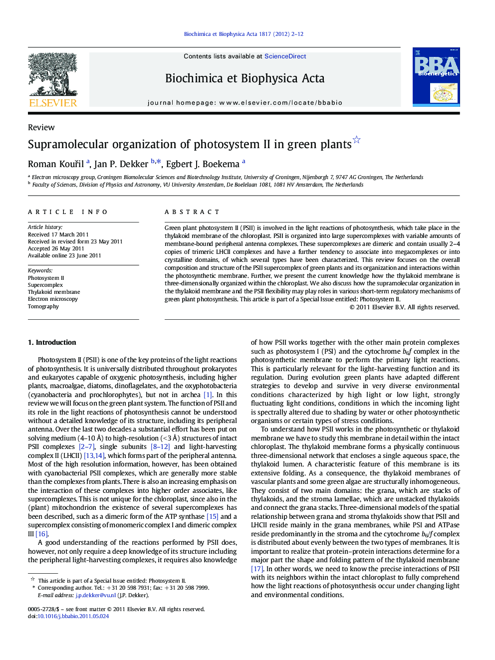 Supramolecular organization of photosystem II in green plants