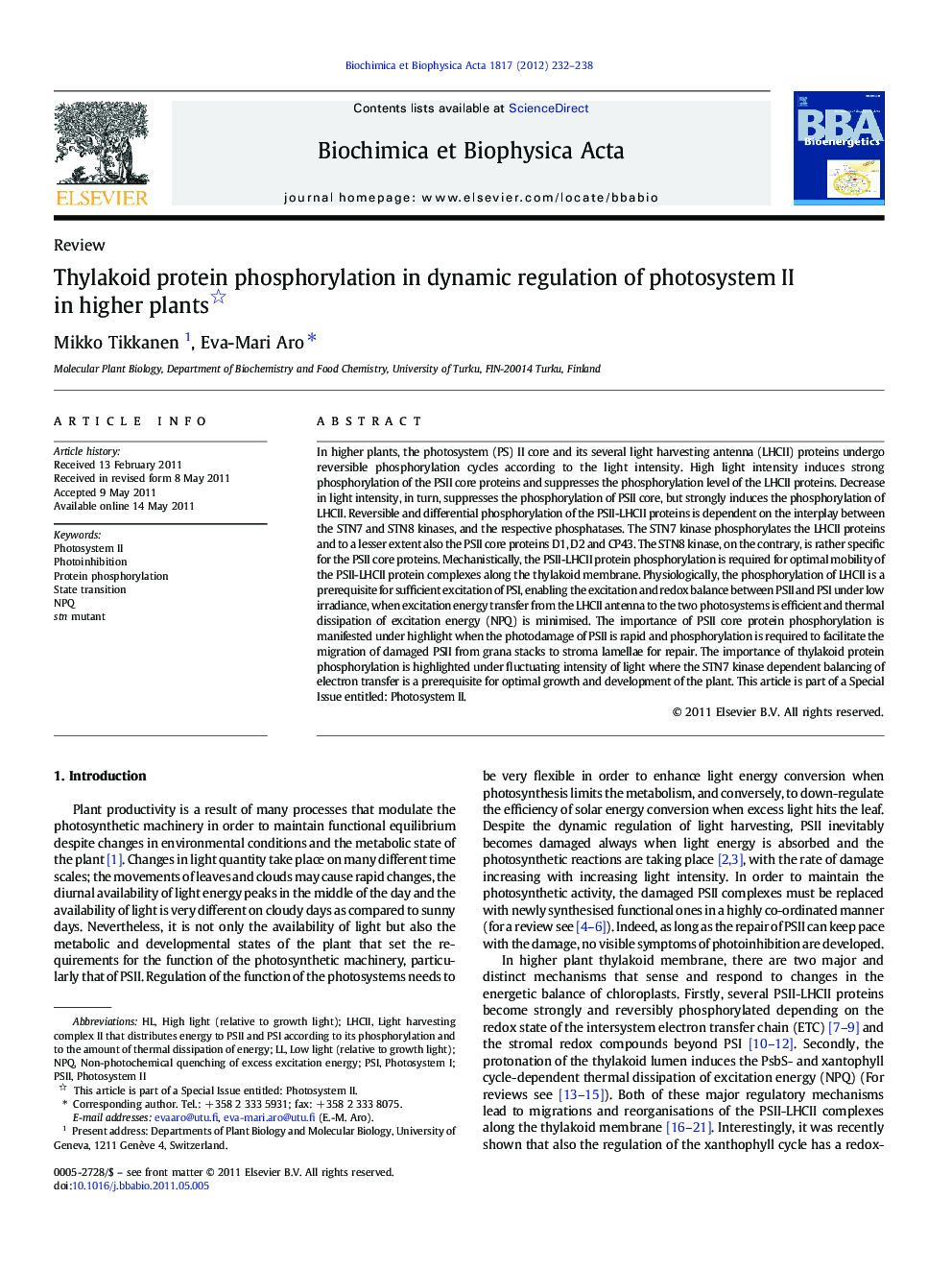 Thylakoid protein phosphorylation in dynamic regulation of photosystem II in higher plants 