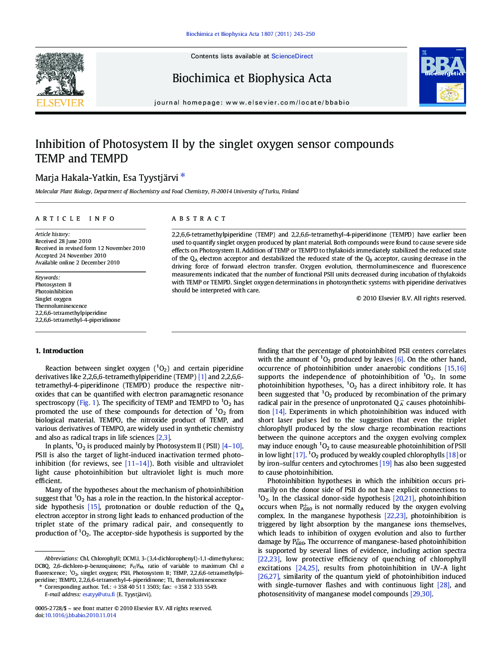 Inhibition of Photosystem II by the singlet oxygen sensor compounds TEMP and TEMPD