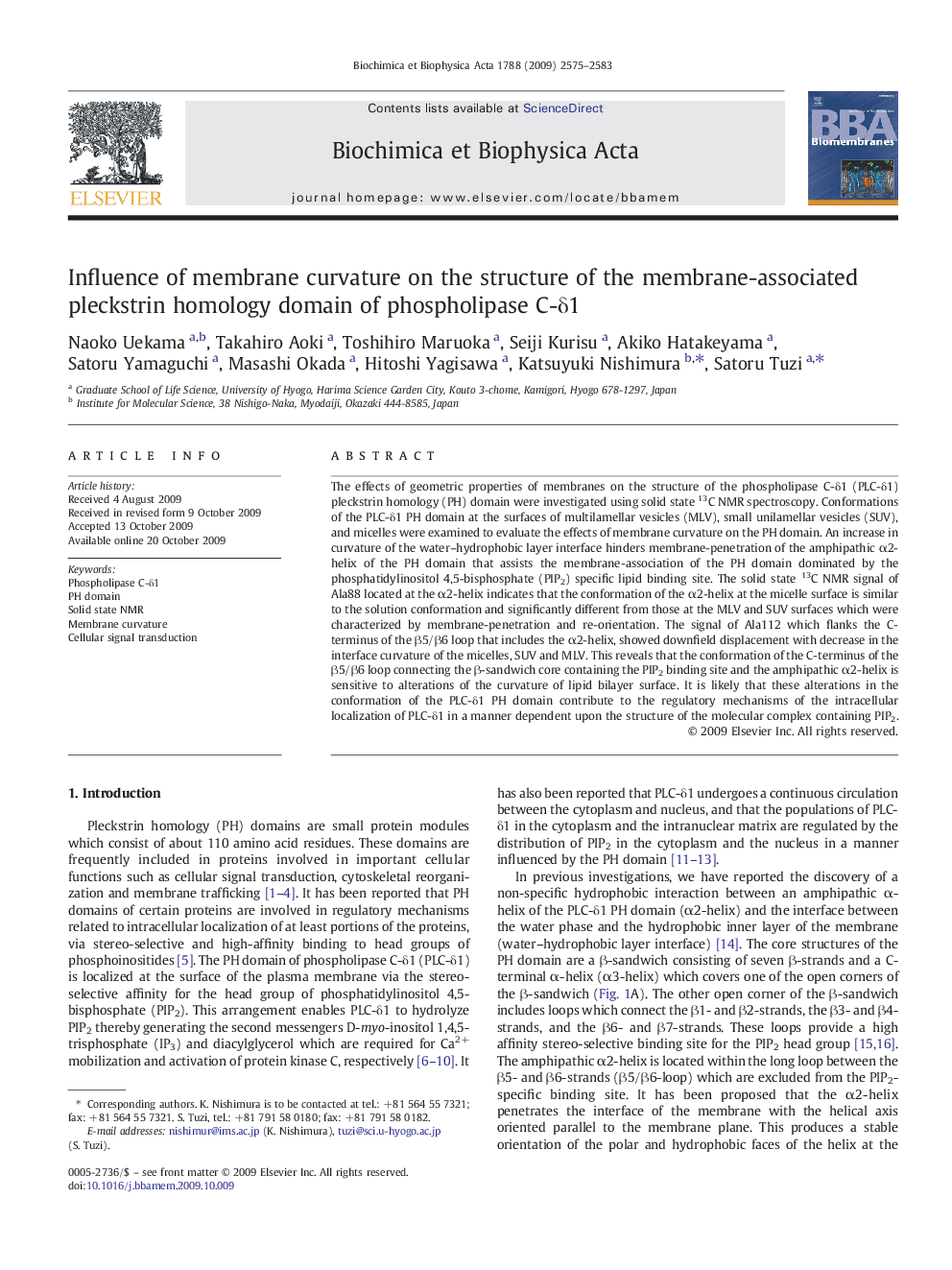 Influence of membrane curvature on the structure of the membrane-associated pleckstrin homology domain of phospholipase C-δ1