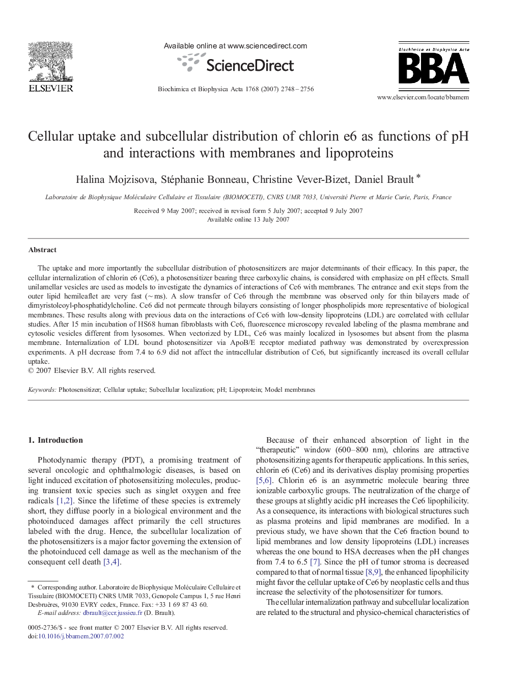 Cellular uptake and subcellular distribution of chlorin e6 as functions of pH and interactions with membranes and lipoproteins