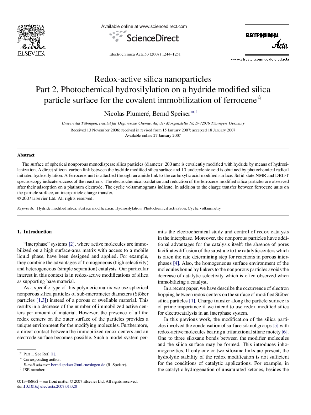 Redox-active silica nanoparticles : Part 2. Photochemical hydrosilylation on a hydride modified silica particle surface for the covalent immobilization of ferrocene