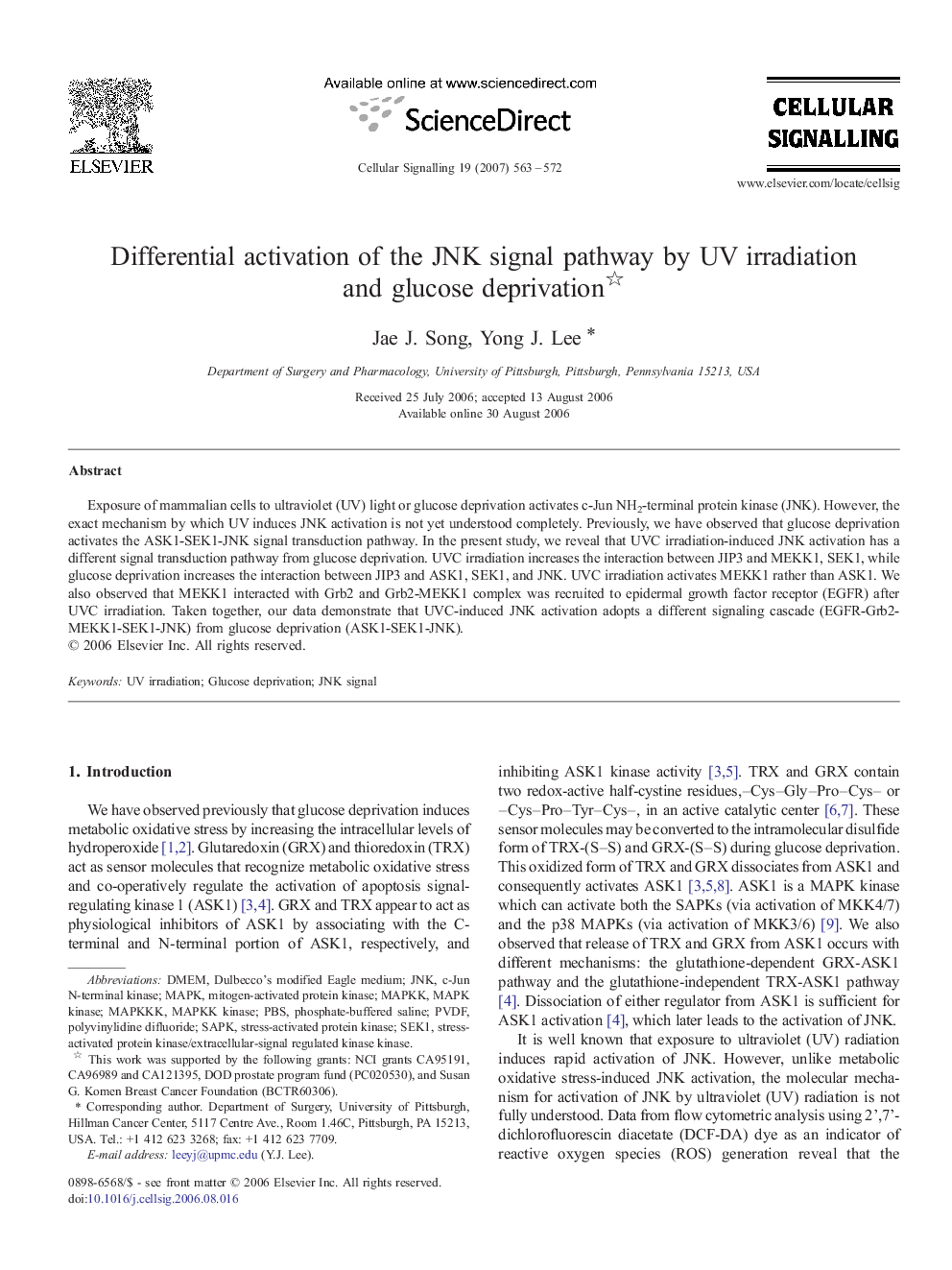 Differential activation of the JNK signal pathway by UV irradiation and glucose deprivation 