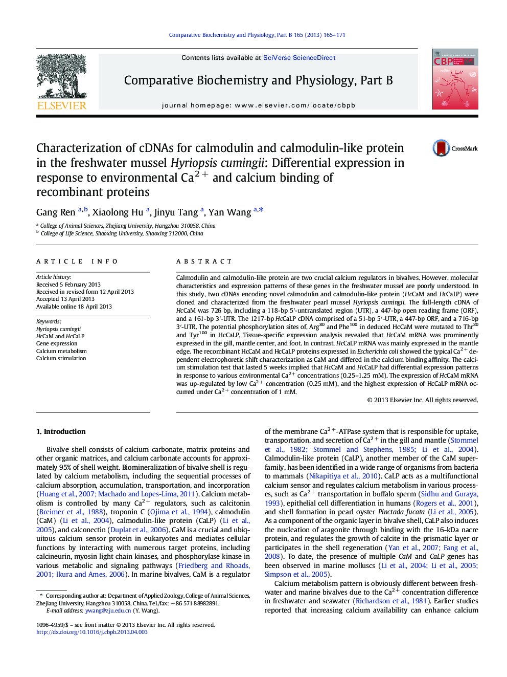 Characterization of cDNAs for calmodulin and calmodulin-like protein in the freshwater mussel Hyriopsis cumingii: Differential expression in response to environmental Ca2 + and calcium binding of recombinant proteins