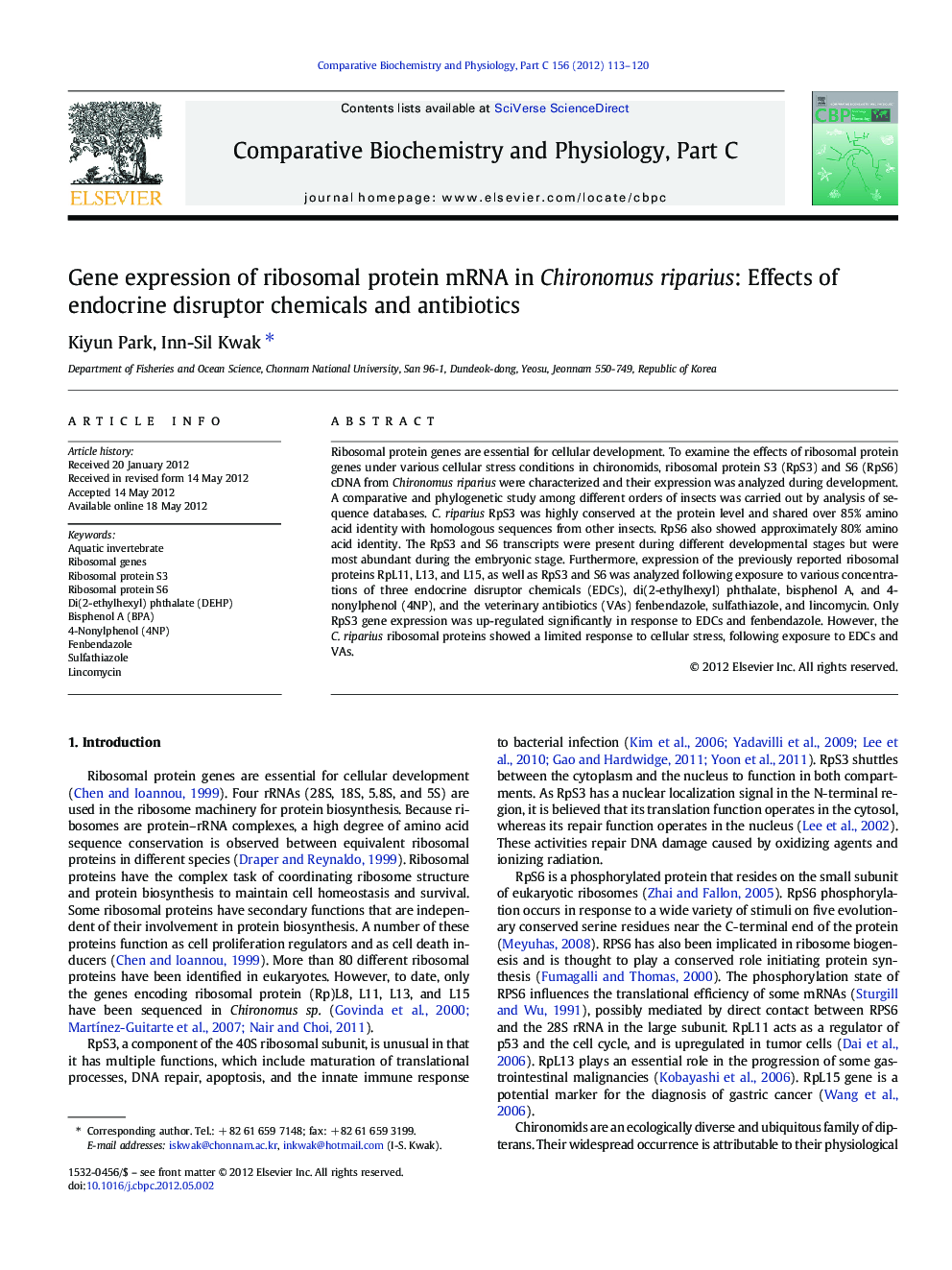 Gene expression of ribosomal protein mRNA in Chironomus riparius: Effects of endocrine disruptor chemicals and antibiotics