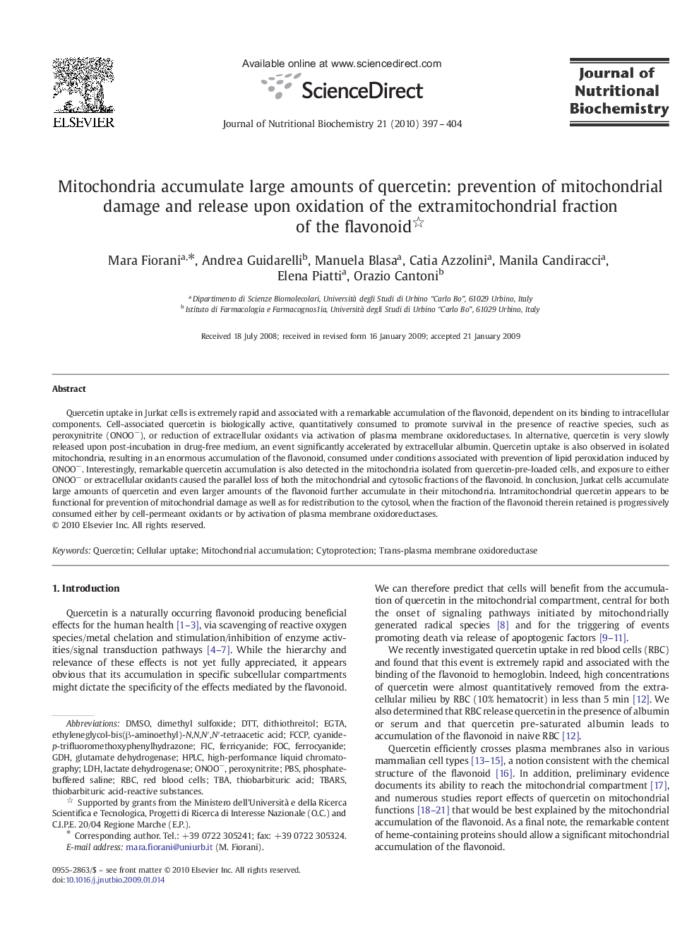 Mitochondria accumulate large amounts of quercetin: prevention of mitochondrial damage and release upon oxidation of the extramitochondrial fraction of the flavonoid 