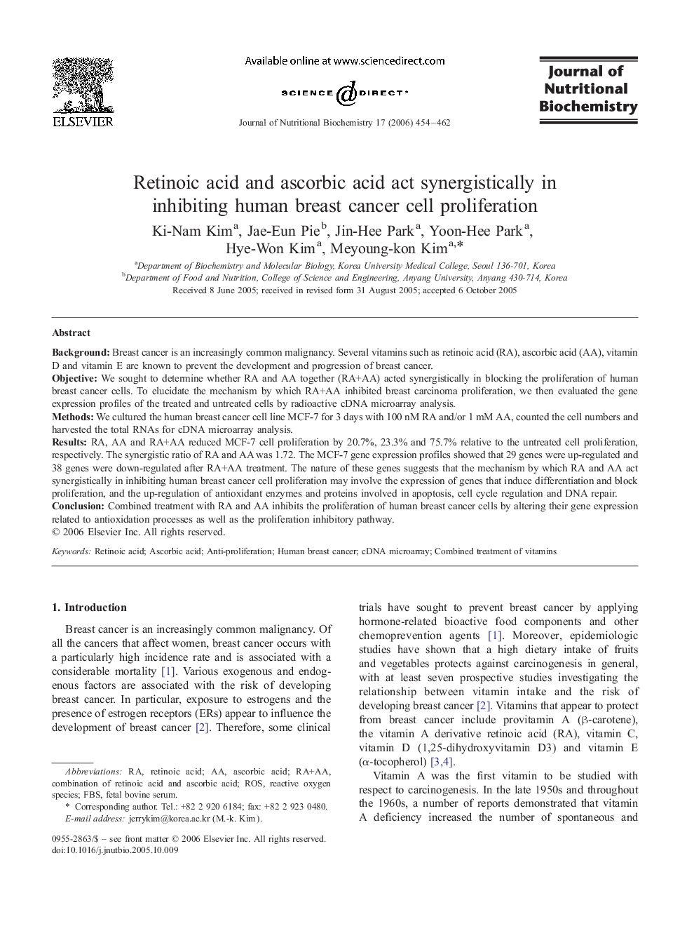 عکس صفحه اول مقاله: Retinoic acid and ascorbic acid act synergistically in inhibiting human breast cancer cell proliferation Retinoic acid and ascorbic acid act synergistically in inhibiting human breast cancer cell proliferation
