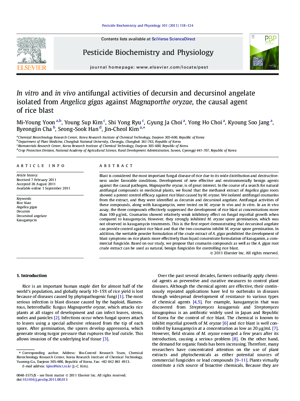 In vitro and in vivo antifungal activities of decursin and decursinol angelate isolated from Angelica gigas against Magnaporthe oryzae, the causal agent of rice blast