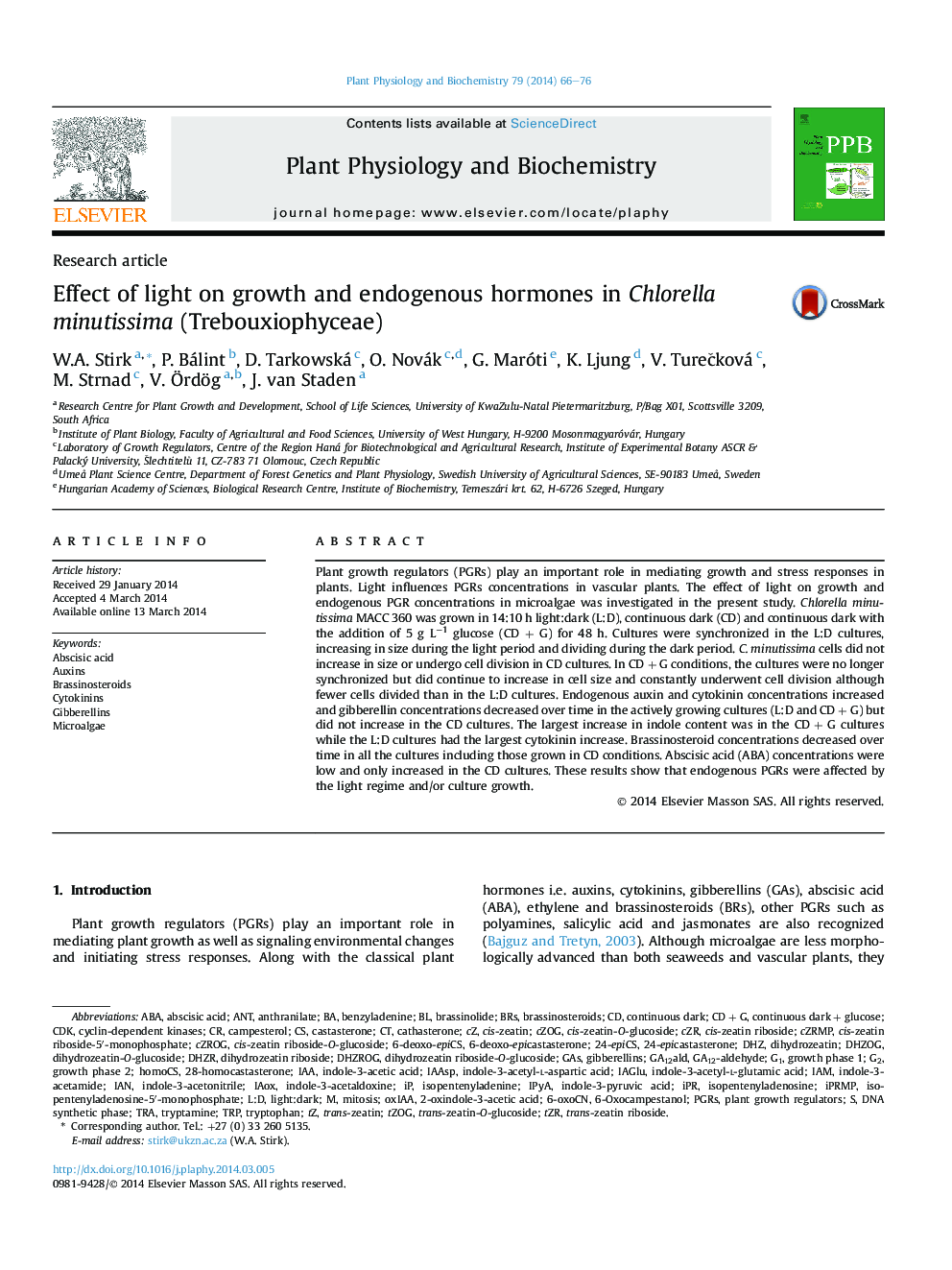 Effect of light on growth and endogenous hormones in Chlorella minutissima (Trebouxiophyceae)