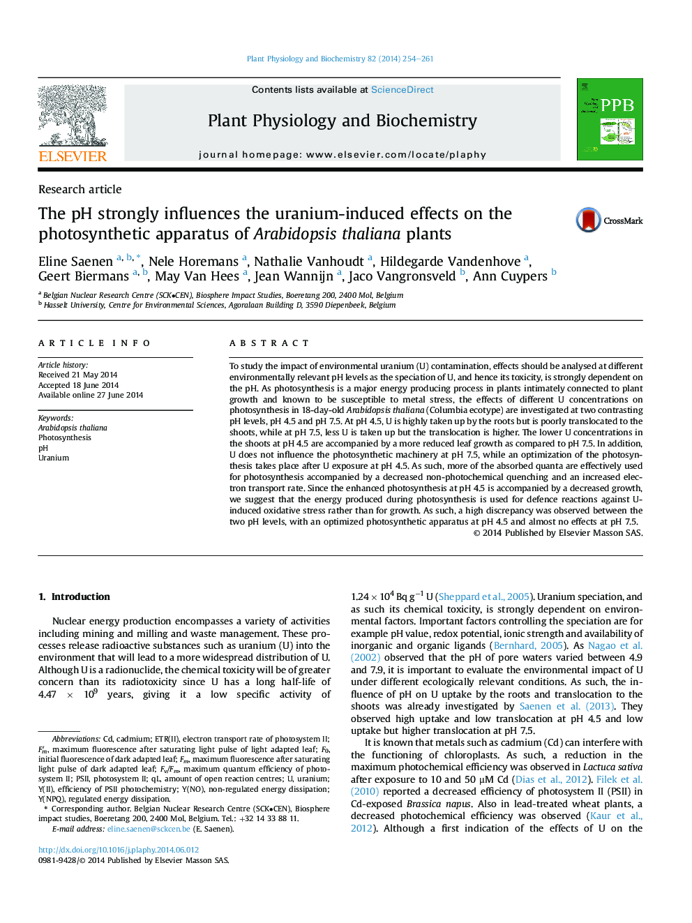 The pH strongly influences the uranium-induced effects on the photosynthetic apparatus of Arabidopsis thaliana plants