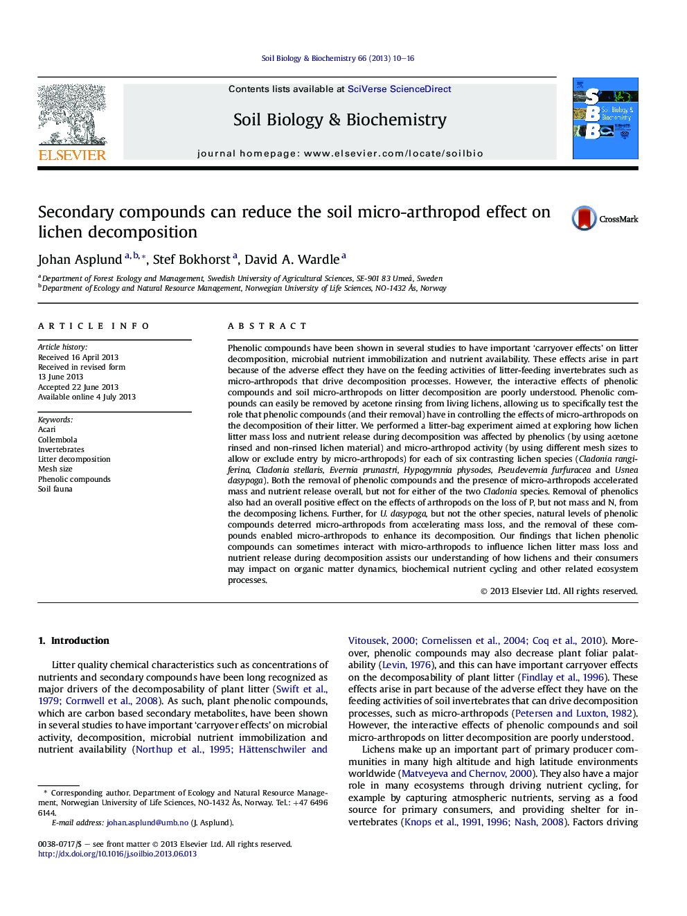 Secondary compounds can reduce the soil micro-arthropod effect on lichen decomposition