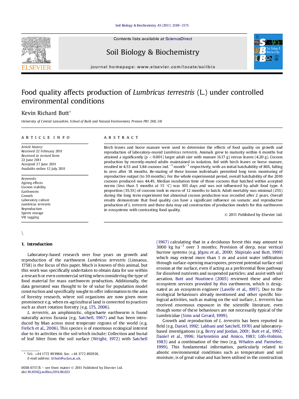 Food quality affects production of Lumbricus terrestris (L.) under controlled environmental conditions