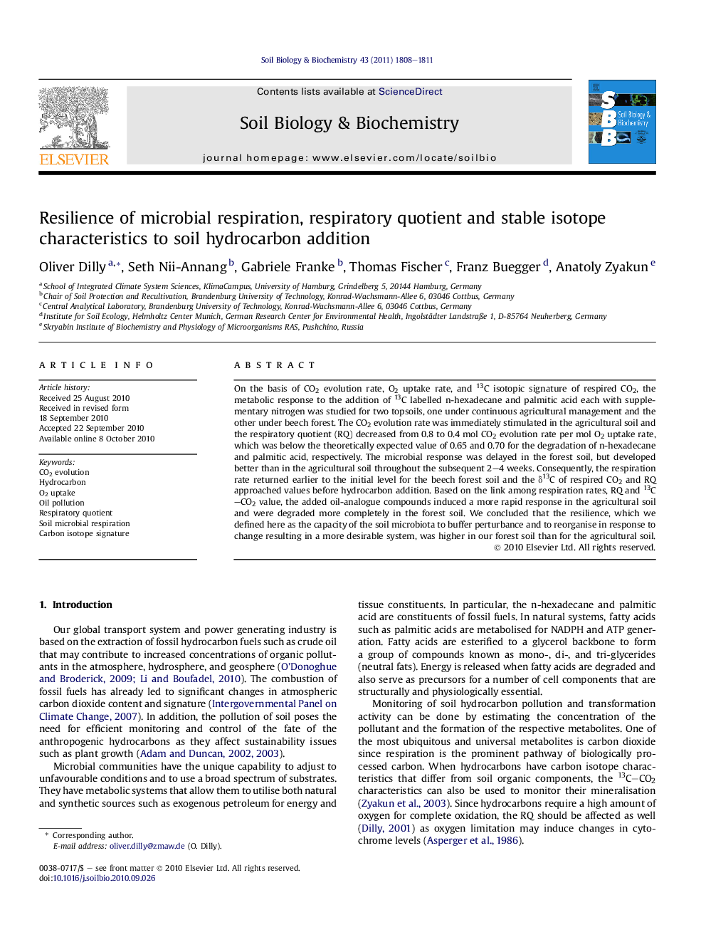 Resilience of microbial respiration, respiratory quotient and stable isotope characteristics to soil hydrocarbon addition