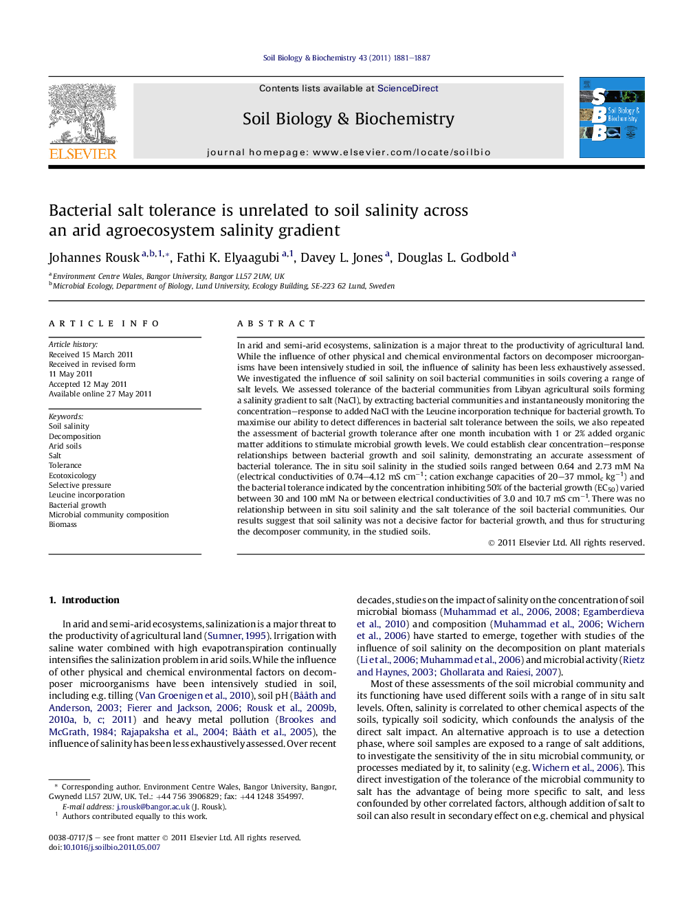 Bacterial salt tolerance is unrelated to soil salinity across an arid agroecosystem salinity gradient