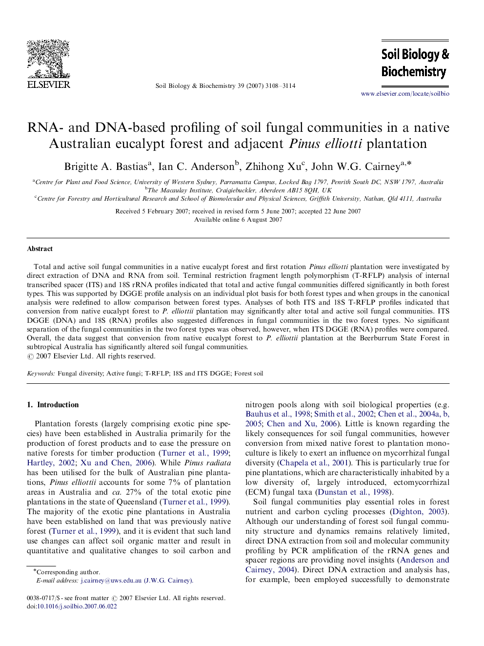 RNA- and DNA-based profiling of soil fungal communities in a native Australian eucalypt forest and adjacent Pinus elliotti plantation