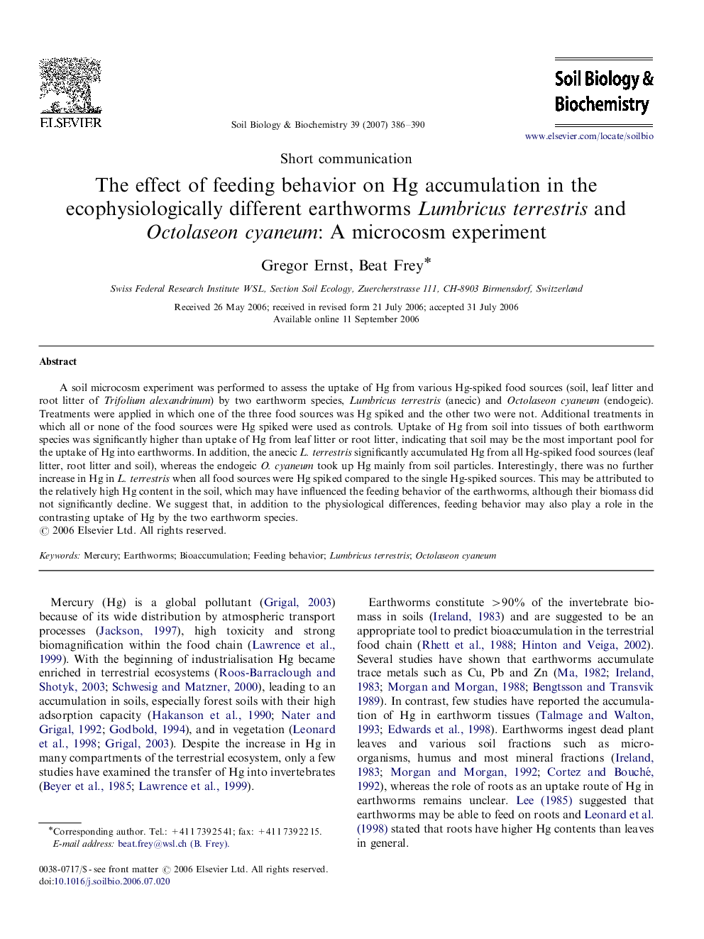 The effect of feeding behavior on Hg accumulation in the ecophysiologically different earthworms Lumbricus terrestris and Octolaseon cyaneum: A microcosm experiment