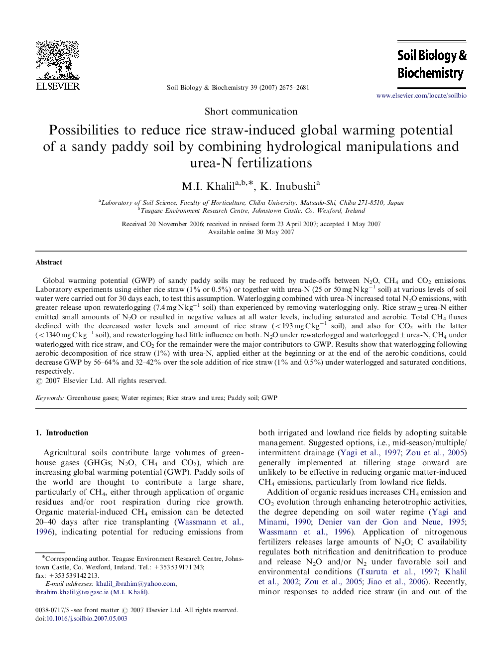 Possibilities to reduce rice straw-induced global warming potential of a sandy paddy soil by combining hydrological manipulations and urea-N fertilizations