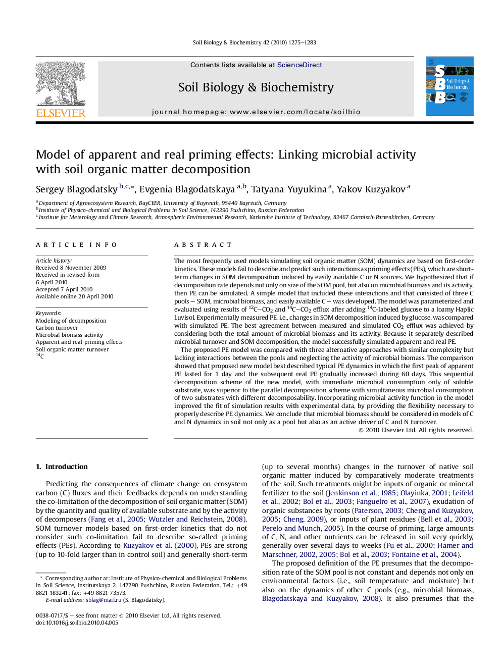 Model of apparent and real priming effects: Linking microbial activity with soil organic matter decomposition