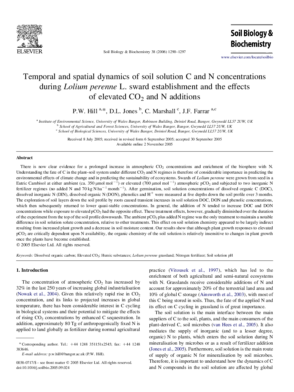 Temporal and spatial dynamics of soil solution C and N concentrations during Lolium perenne L. sward establishment and the effects of elevated CO2 and N additions