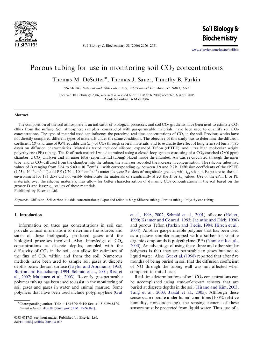 Porous tubing for use in monitoring soil CO2 concentrations