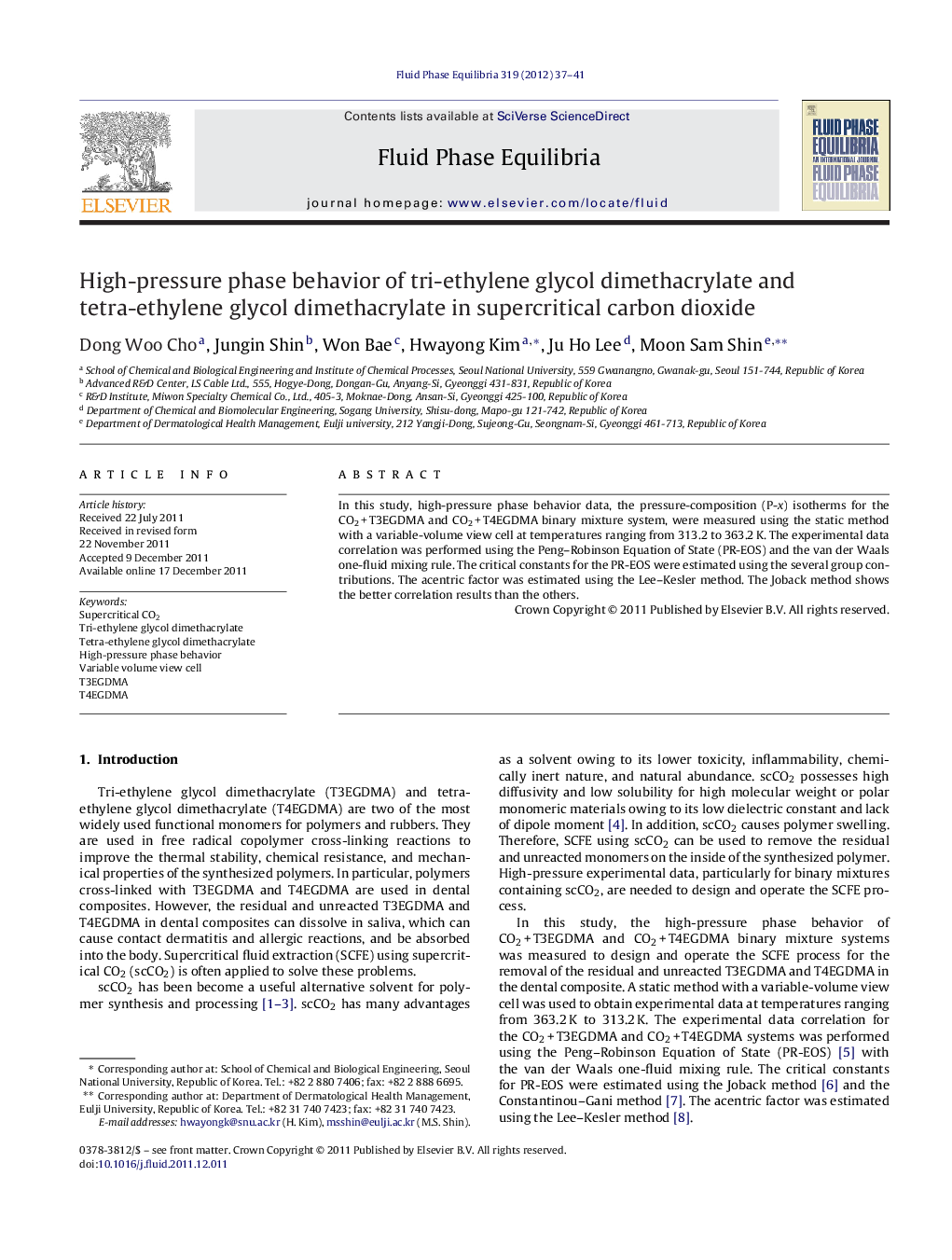 High-pressure phase behavior of tri-ethylene glycol dimethacrylate and tetra-ethylene glycol dimethacrylate in supercritical carbon dioxide