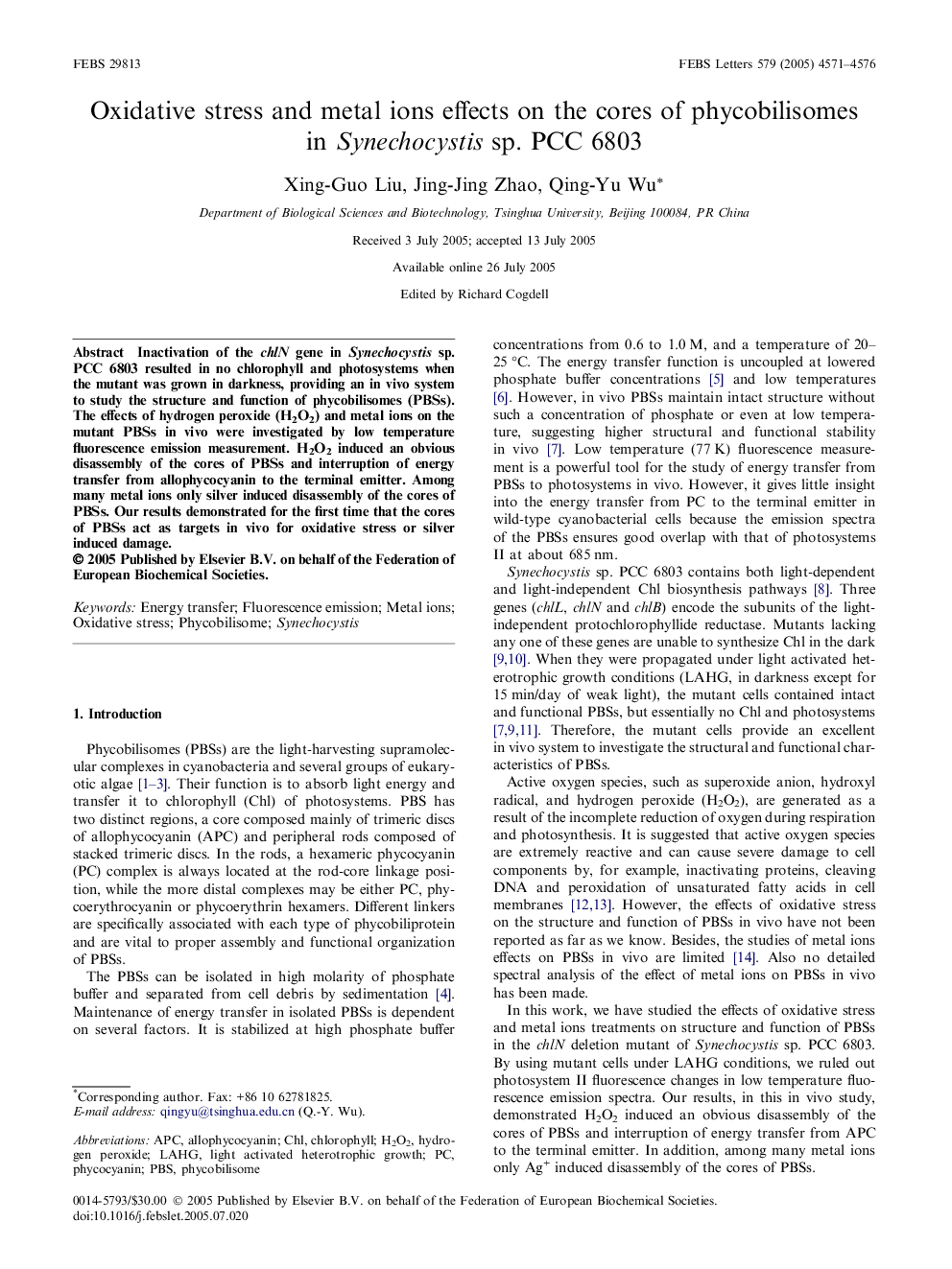 Oxidative stress and metal ions effects on the cores of phycobilisomes in Synechocystis sp. PCC 6803