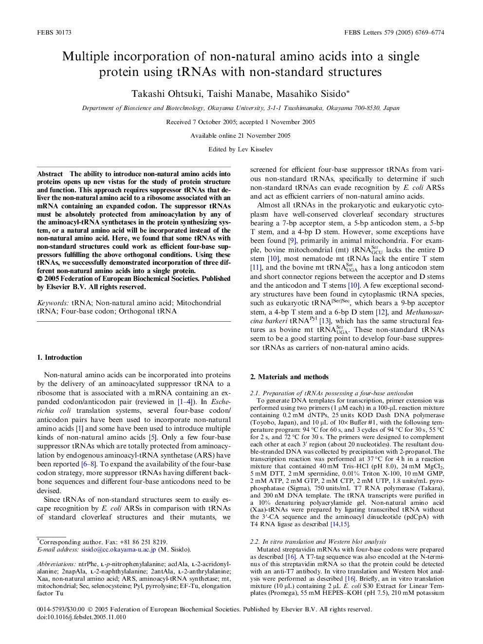 Multiple incorporation of non-natural amino acids into a single protein using tRNAs with non-standard structures