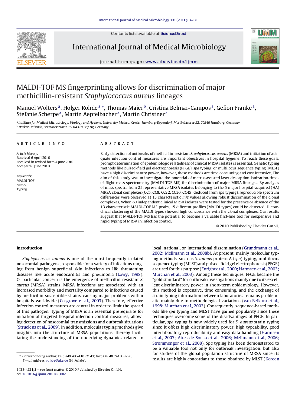 MALDI-TOF MS fingerprinting allows for discrimination of major methicillin-resistant Staphylococcus aureus lineages