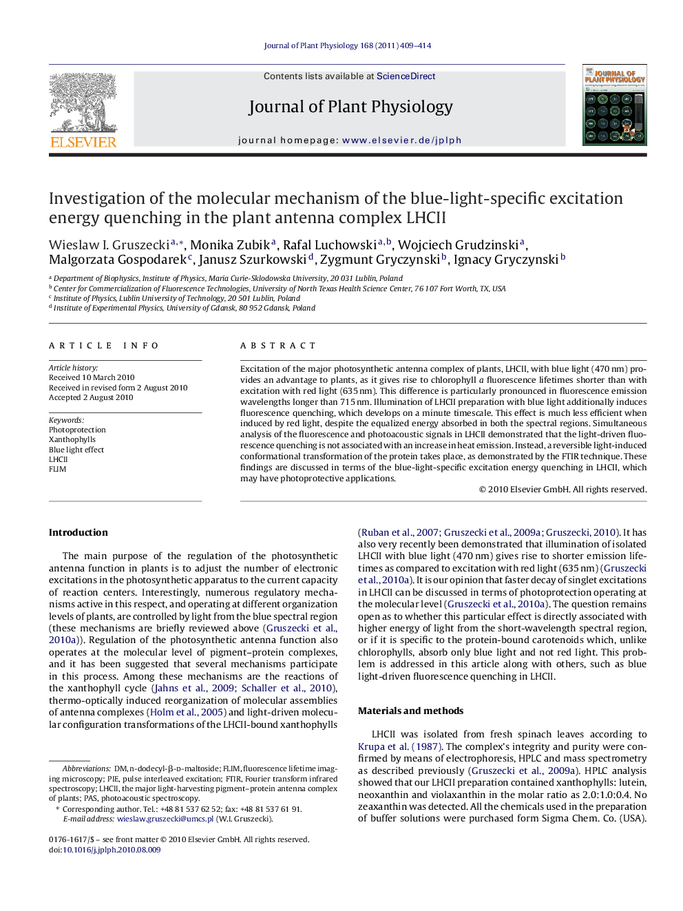 Investigation of the molecular mechanism of the blue-light-specific excitation energy quenching in the plant antenna complex LHCII