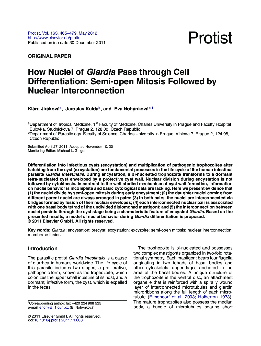 How Nuclei of Giardia Pass through Cell Differentiation: Semi-open Mitosis Followed by Nuclear Interconnection