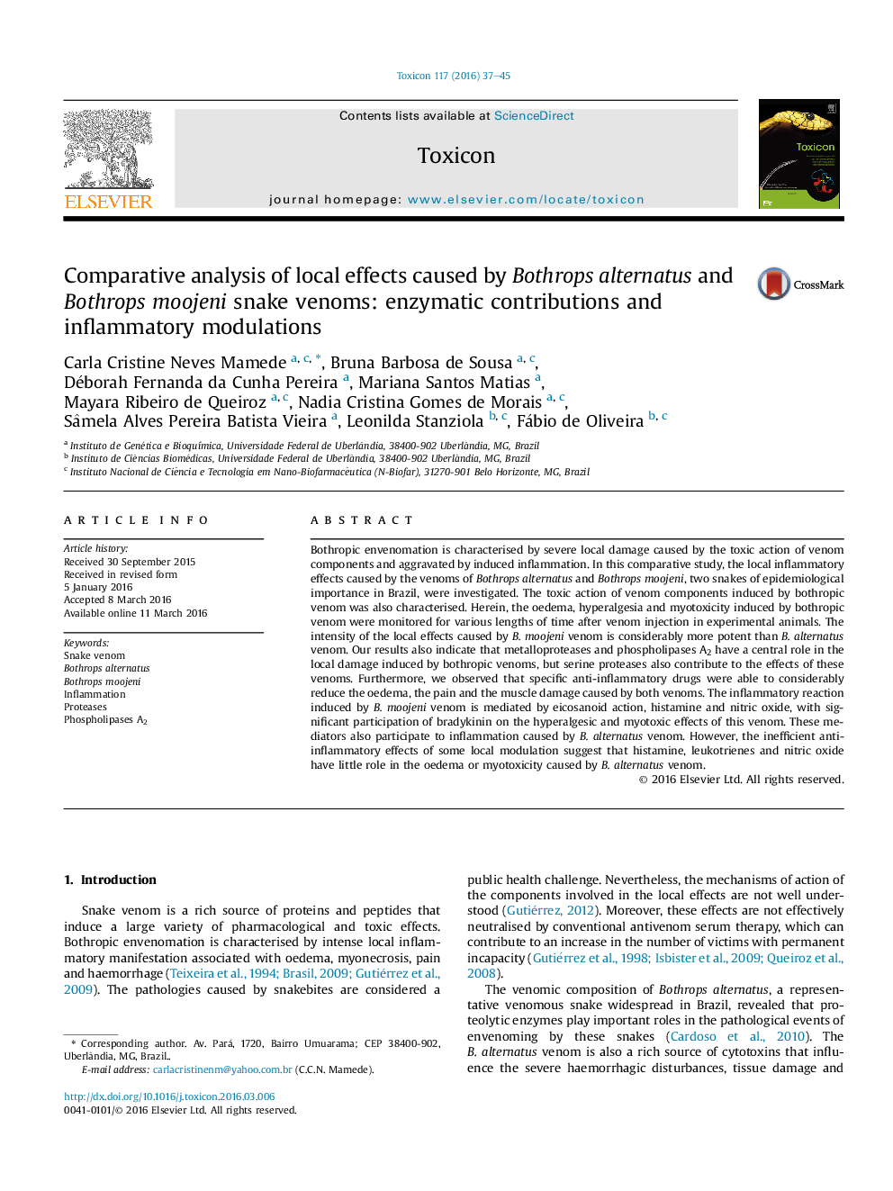 Comparative analysis of local effects caused by Bothrops alternatus and Bothrops moojeni snake venoms: enzymatic contributions and inflammatory modulations