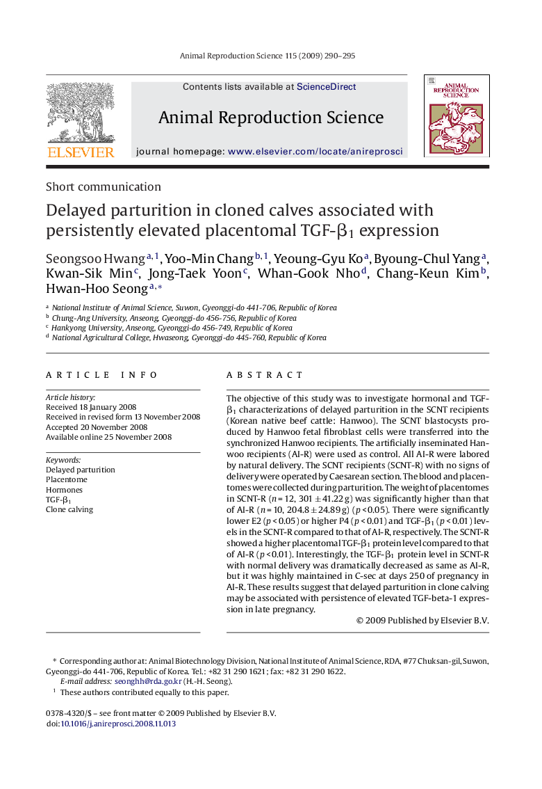 Delayed parturition in cloned calves associated with persistently elevated placentomal TGF-β1 expression