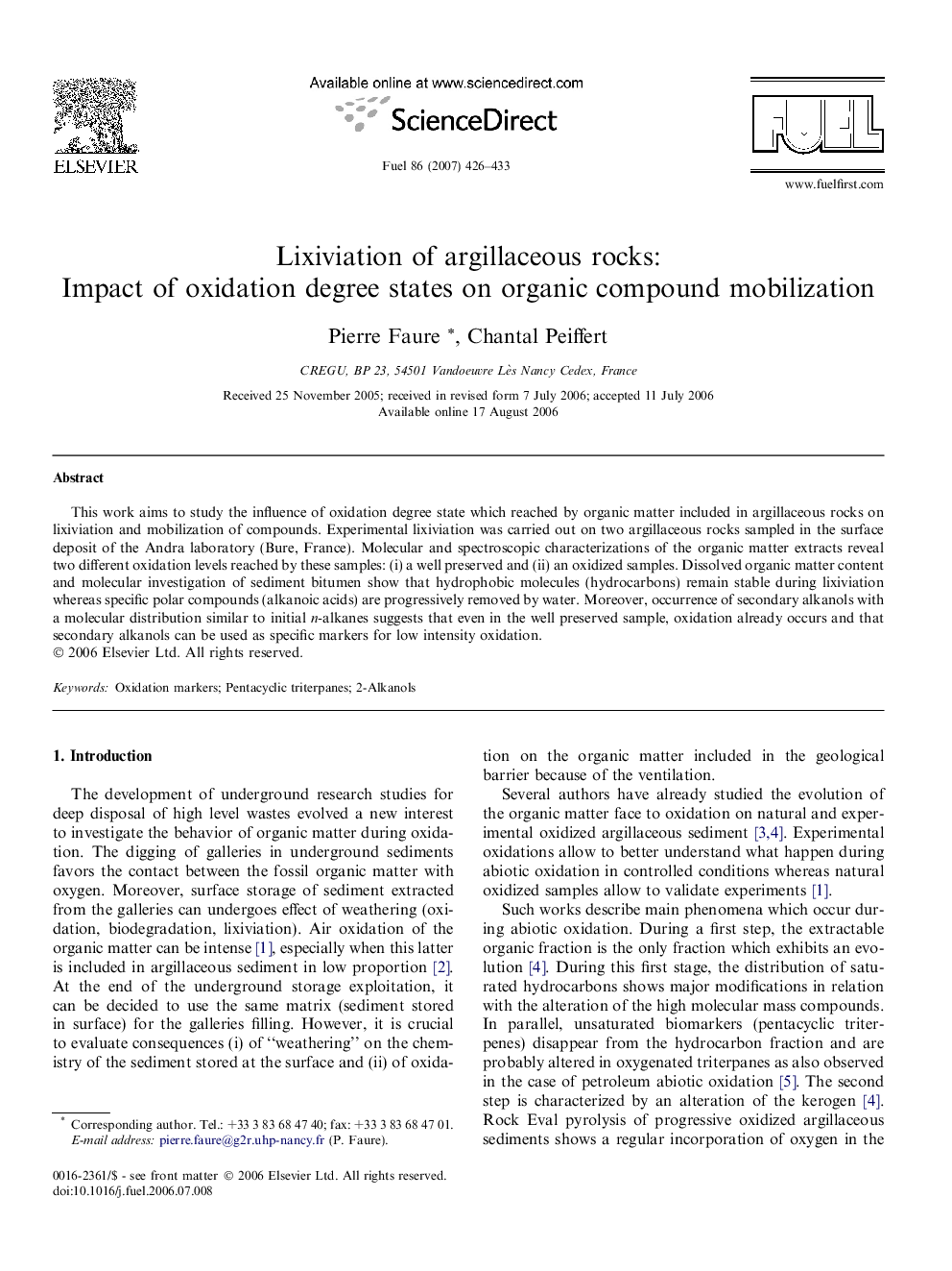 Lixiviation of argillaceous rocks: Impact of oxidation degree states on organic compound mobilization