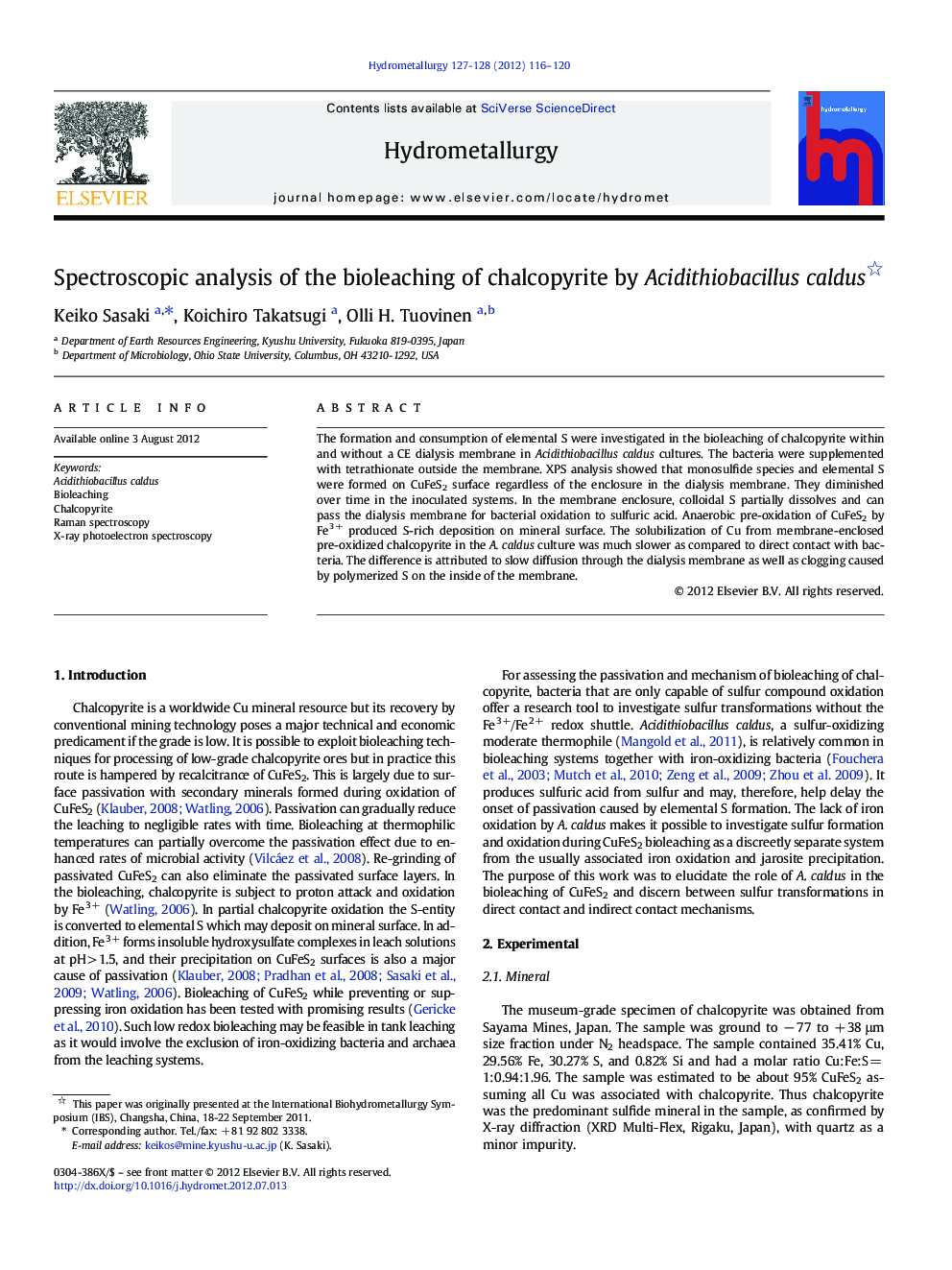 Spectroscopic analysis of the bioleaching of chalcopyrite by Acidithiobacillus caldus 