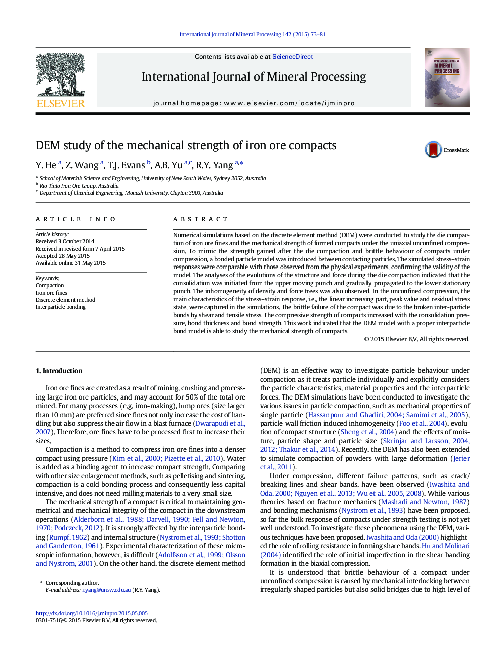 DEM study of the mechanical strength of iron ore compacts