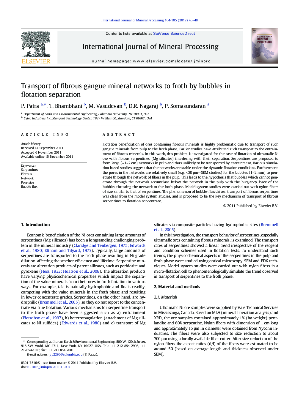 Transport of fibrous gangue mineral networks to froth by bubbles in flotation separation