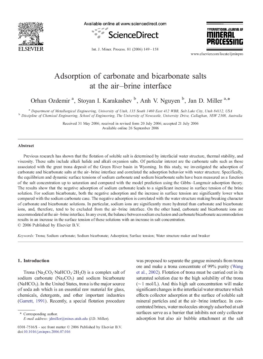 Adsorption of carbonate and bicarbonate salts at the air–brine interface