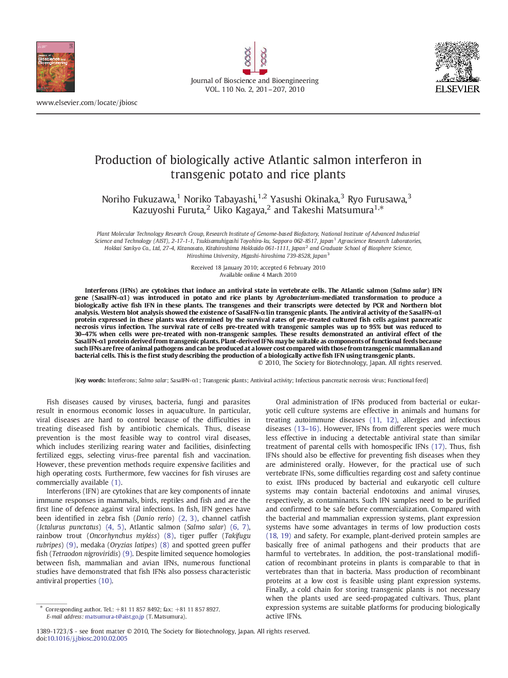 Production of biologically active Atlantic salmon interferon in transgenic potato and rice plants