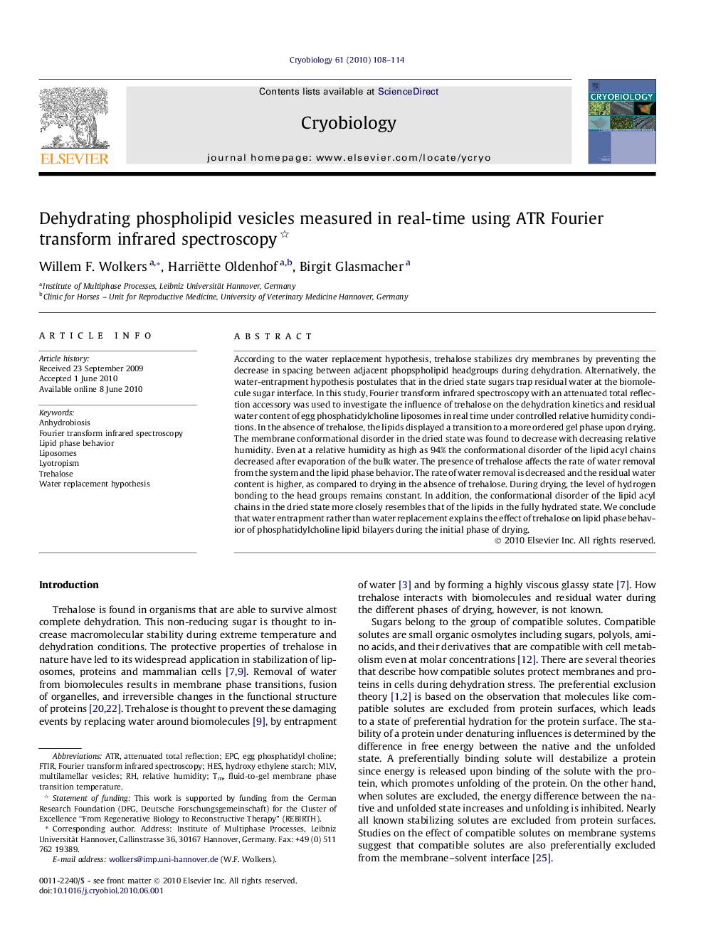 Dehydrating phospholipid vesicles measured in real-time using ATR Fourier transform infrared spectroscopy 