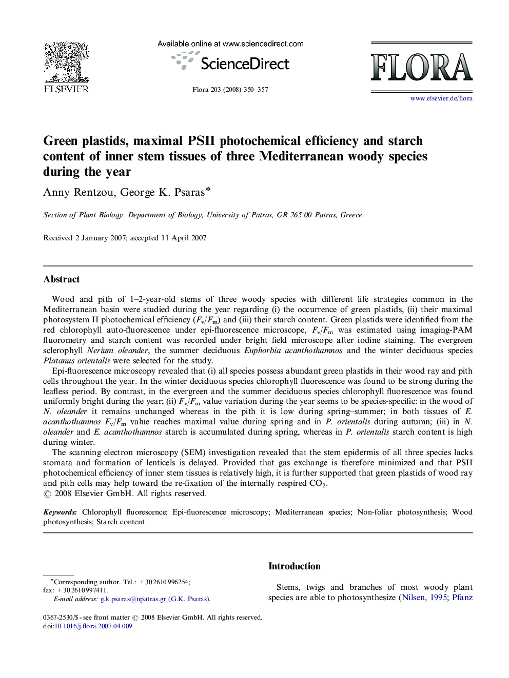 Green plastids, maximal PSII photochemical efficiency and starch content of inner stem tissues of three Mediterranean woody species during the year