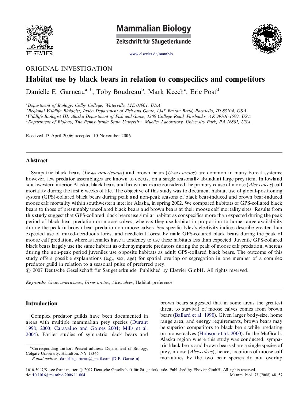 Habitat use by black bears in relation to conspecifics and competitors