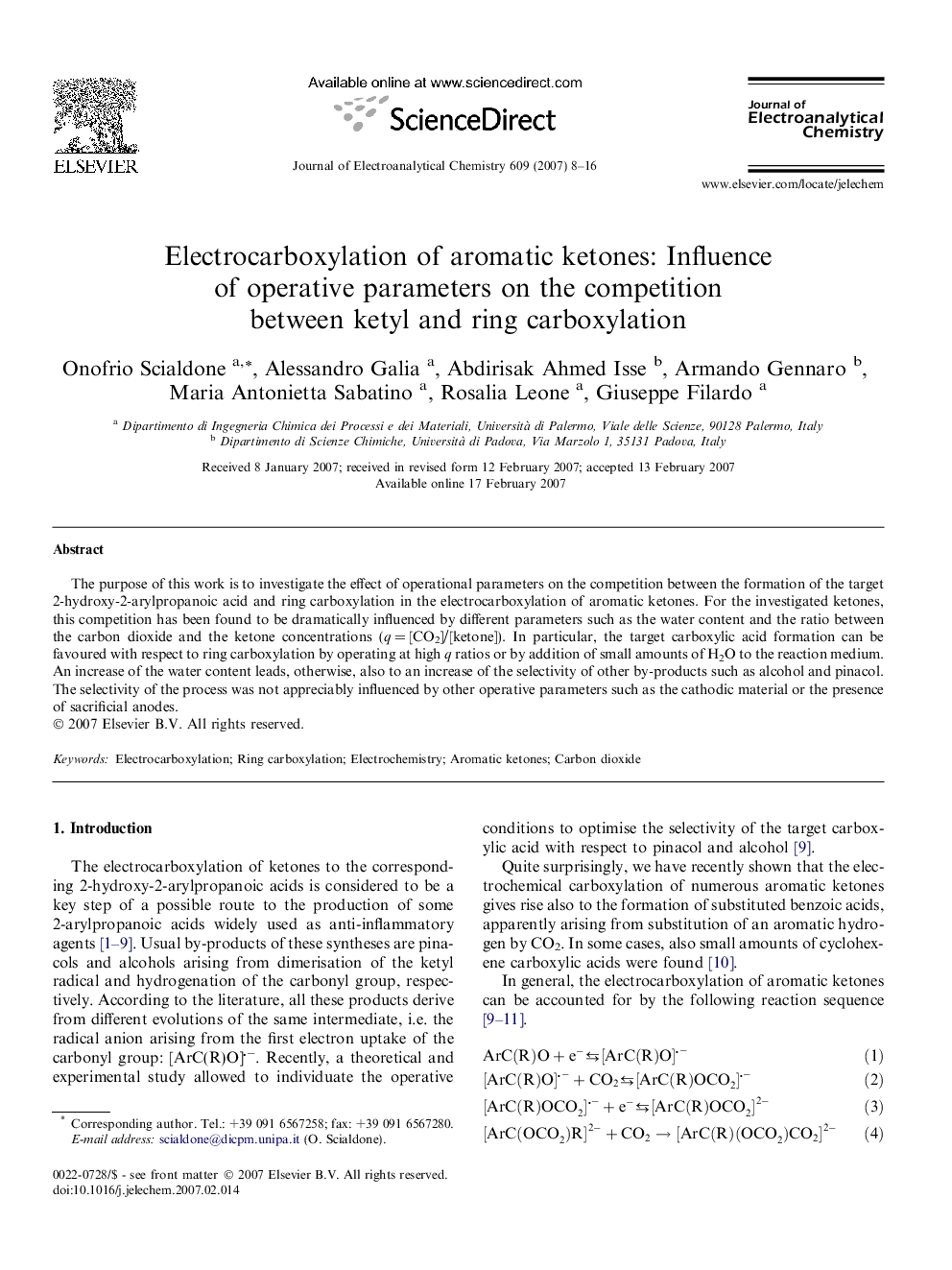 Electrocarboxylation of aromatic ketones: Influence of operative parameters on the competition between ketyl and ring carboxylation