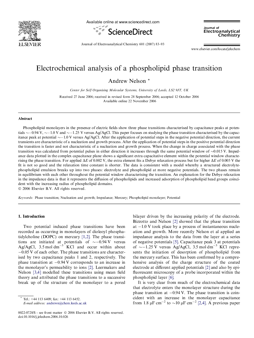 Electrochemical analysis of a phospholipid phase transition