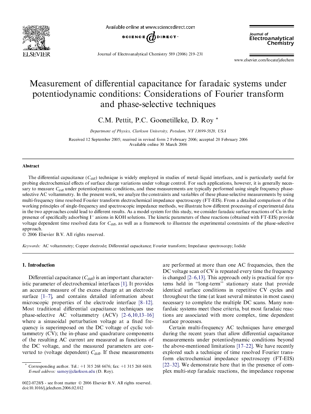 Measurement of differential capacitance for faradaic systems under potentiodynamic conditions: Considerations of Fourier transform and phase-selective techniques