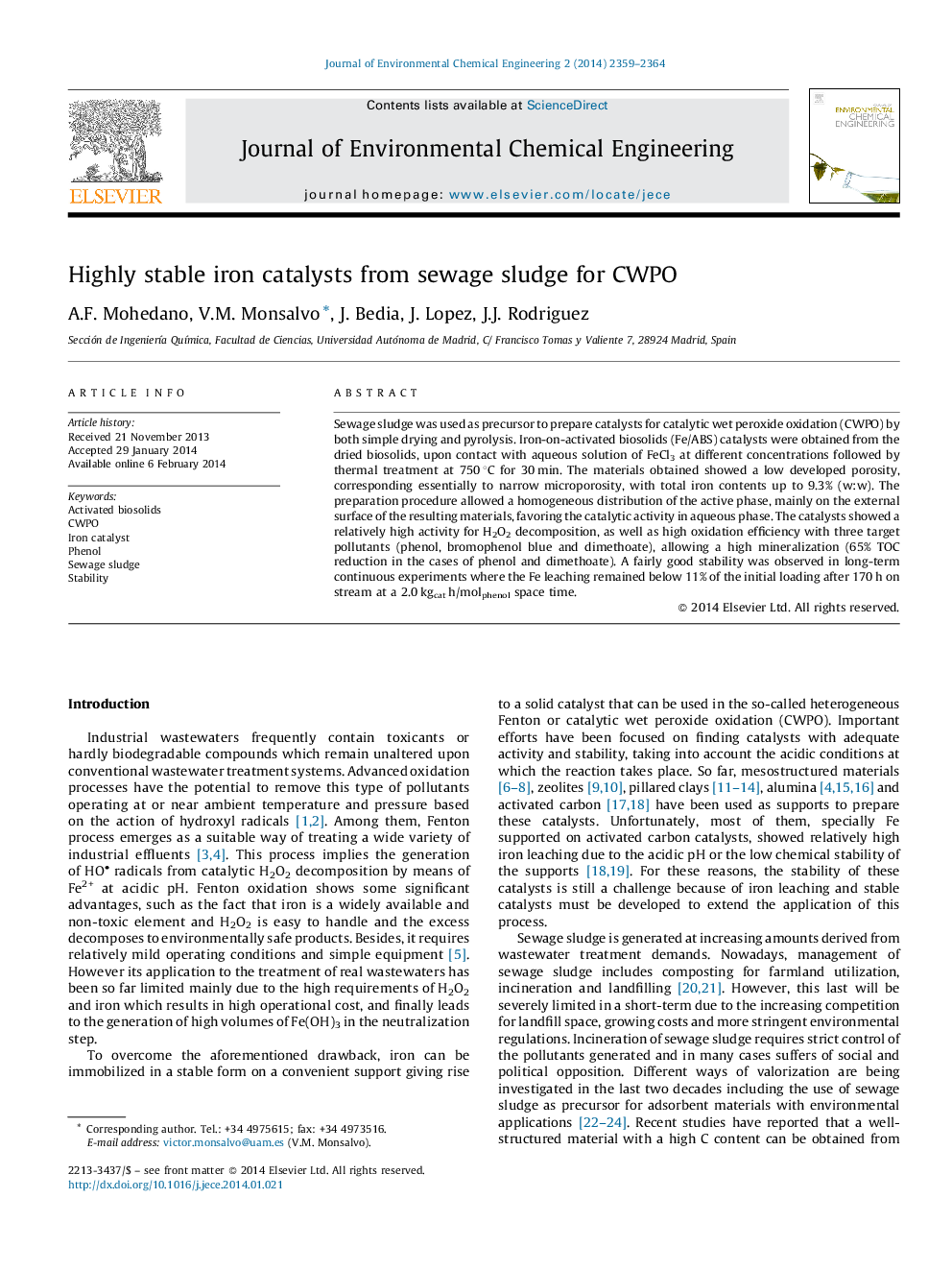 Highly stable iron catalysts from sewage sludge for CWPO