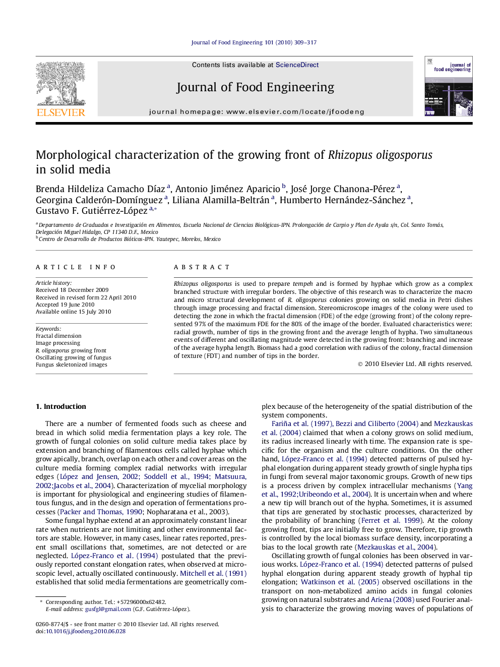 Morphological characterization of the growing front of Rhizopus oligosporus in solid media